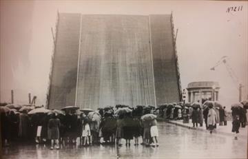 Design for two bascule bridges over the River Nervión at Bilbao. Conference